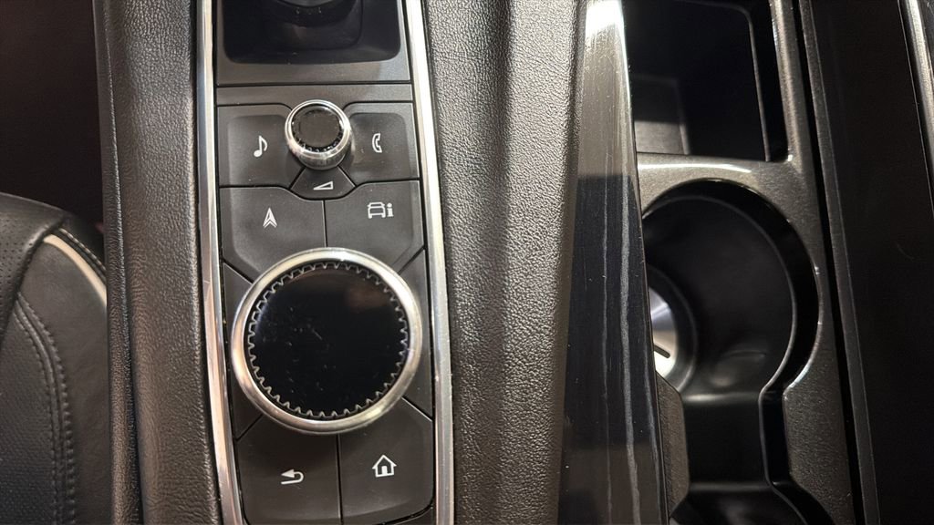 Used 2024 Cadillac Escalade Sport AWD/4WD image 25