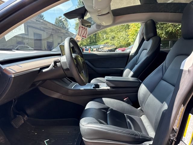 Used 2022 Tesla Model Y Long Range AWD/4WD image 13