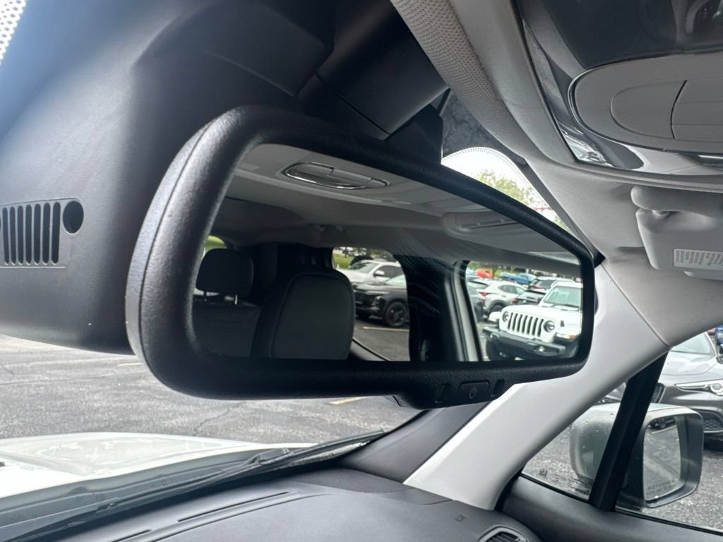 Used 2020 Jeep Renegade Limited w/ UConnect 8.4 Nav Group AWD/4WD image 49