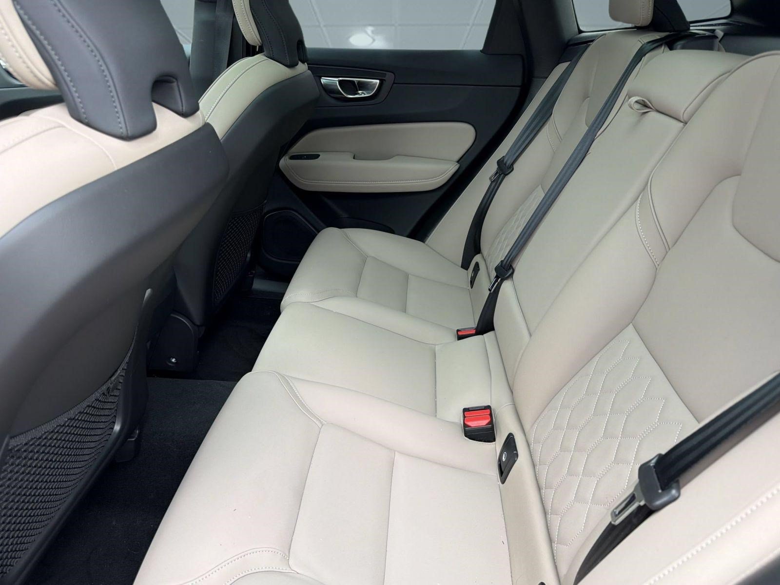 Certified 2026 Volvo XC60 B5 Plus w/ Protection Package Premier AWD/4WD image 21