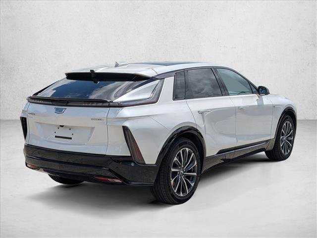 Used 2024 Cadillac Lyriq Sport AWD/4WD image 2