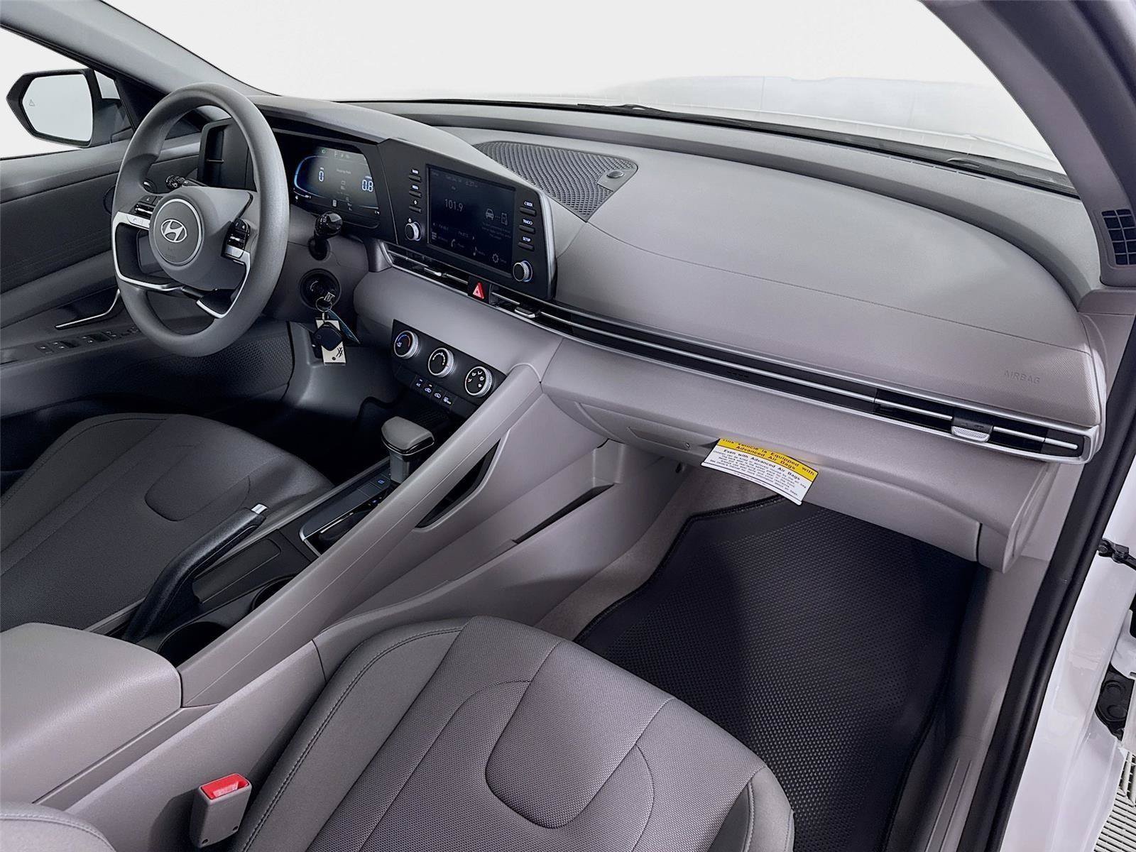 New 2026 Hyundai Elantra SE FWD image 26