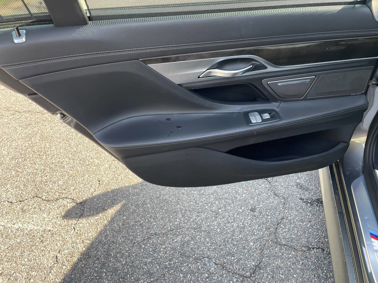 Used 2016 BMW 750i RWD image 20