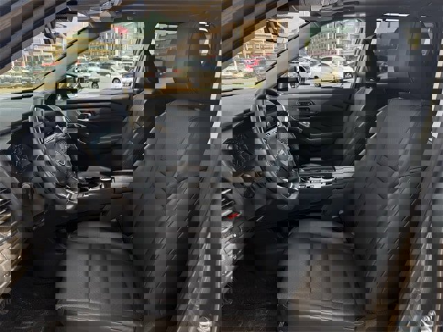Used 2024 Nissan Rogue SV w/ SV Premium Package image 28