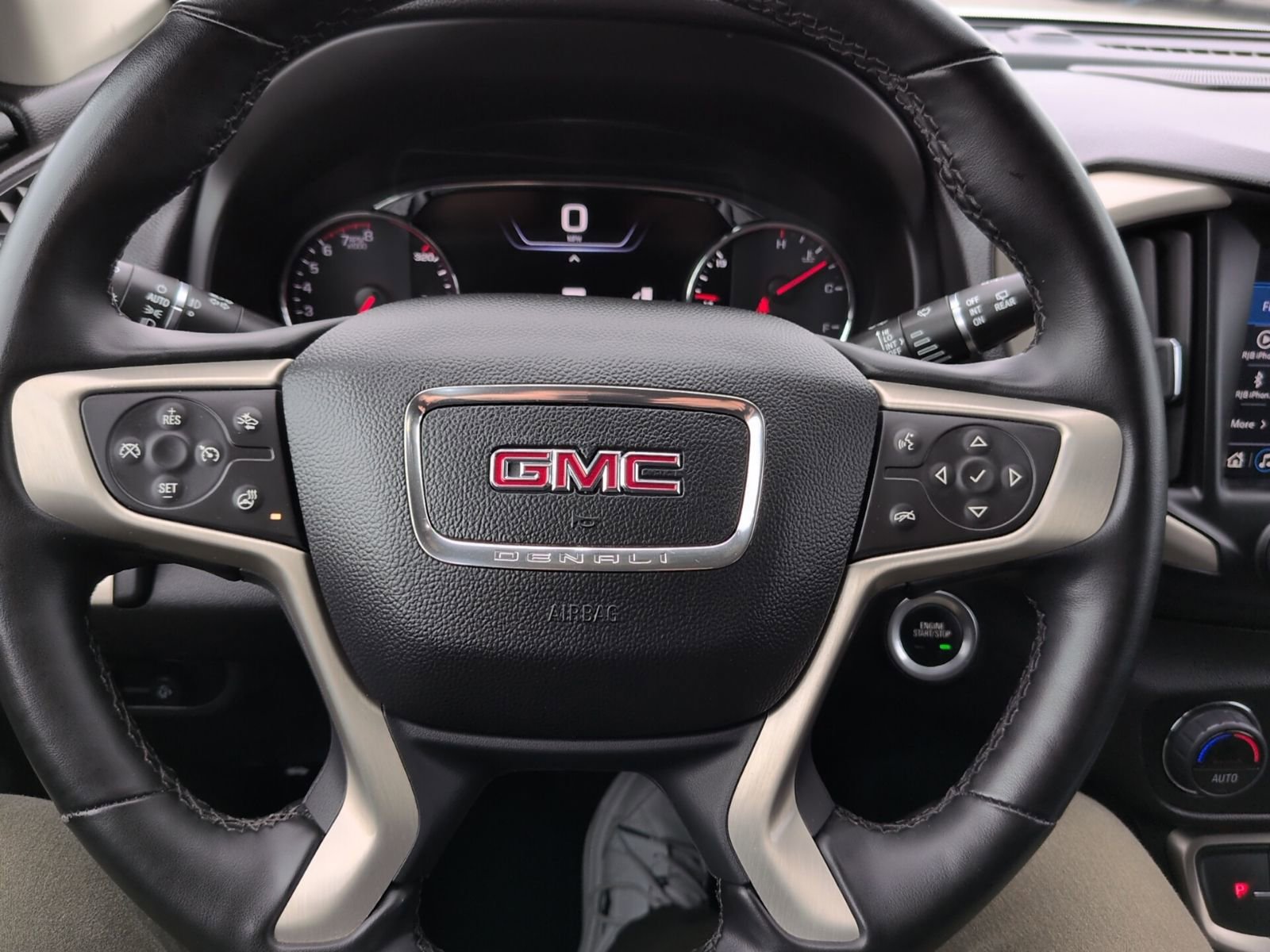 Used 2024 GMC Terrain Denali image 19