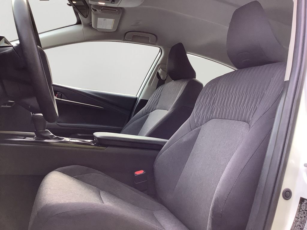 Used 2025 Toyota Camry LE FWD image 24