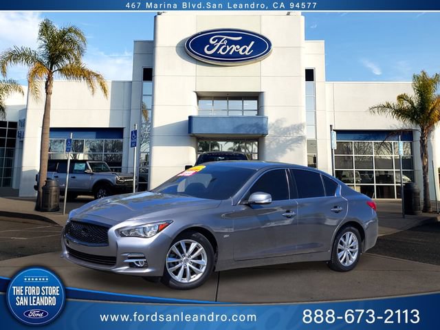 Used 2017 INFINITI Q50 2.0t w/ Moonroof Package RWD image 1