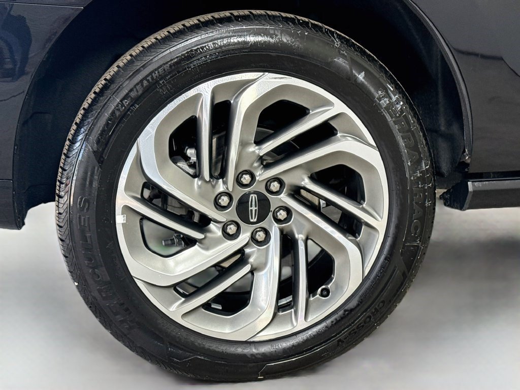 Used 2025 Lincoln Navigator Reserve AWD/4WD image 32