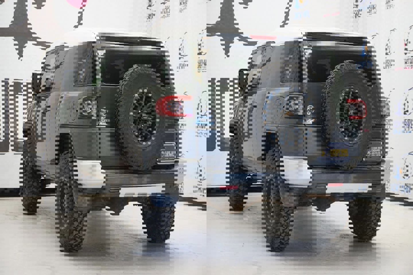 Used 2013 Toyota FJ Cruiser 4WD image 4