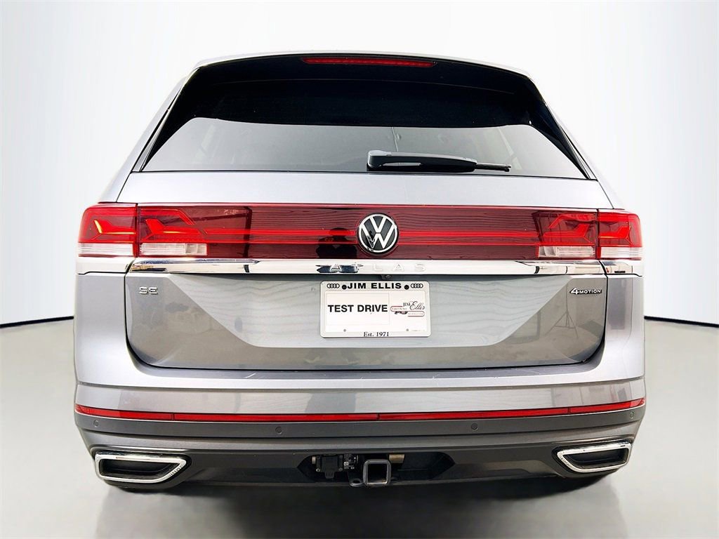 Used 2024 Volkswagen Atlas SE image 5