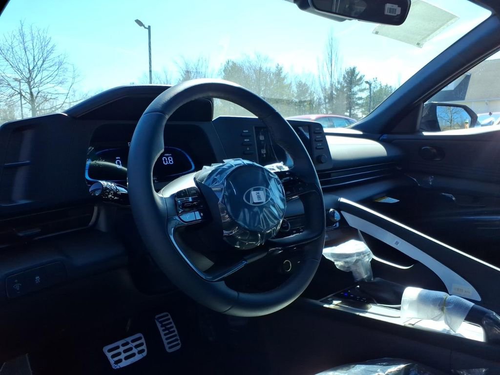 New 2026 Hyundai Elantra Sport image 22