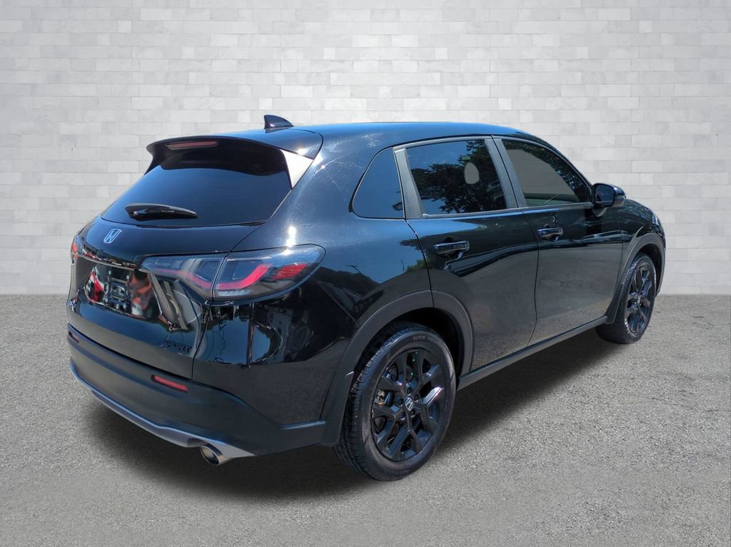 Used 2024 Honda HR-V Sport image 5