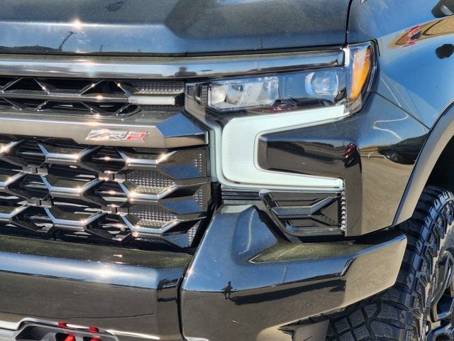 Used 2024 Chevrolet Silverado 1500 ZR2 w/ Technology Package image 16