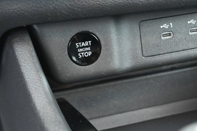 Used 2024 Nissan Rogue S AWD/4WD image 22