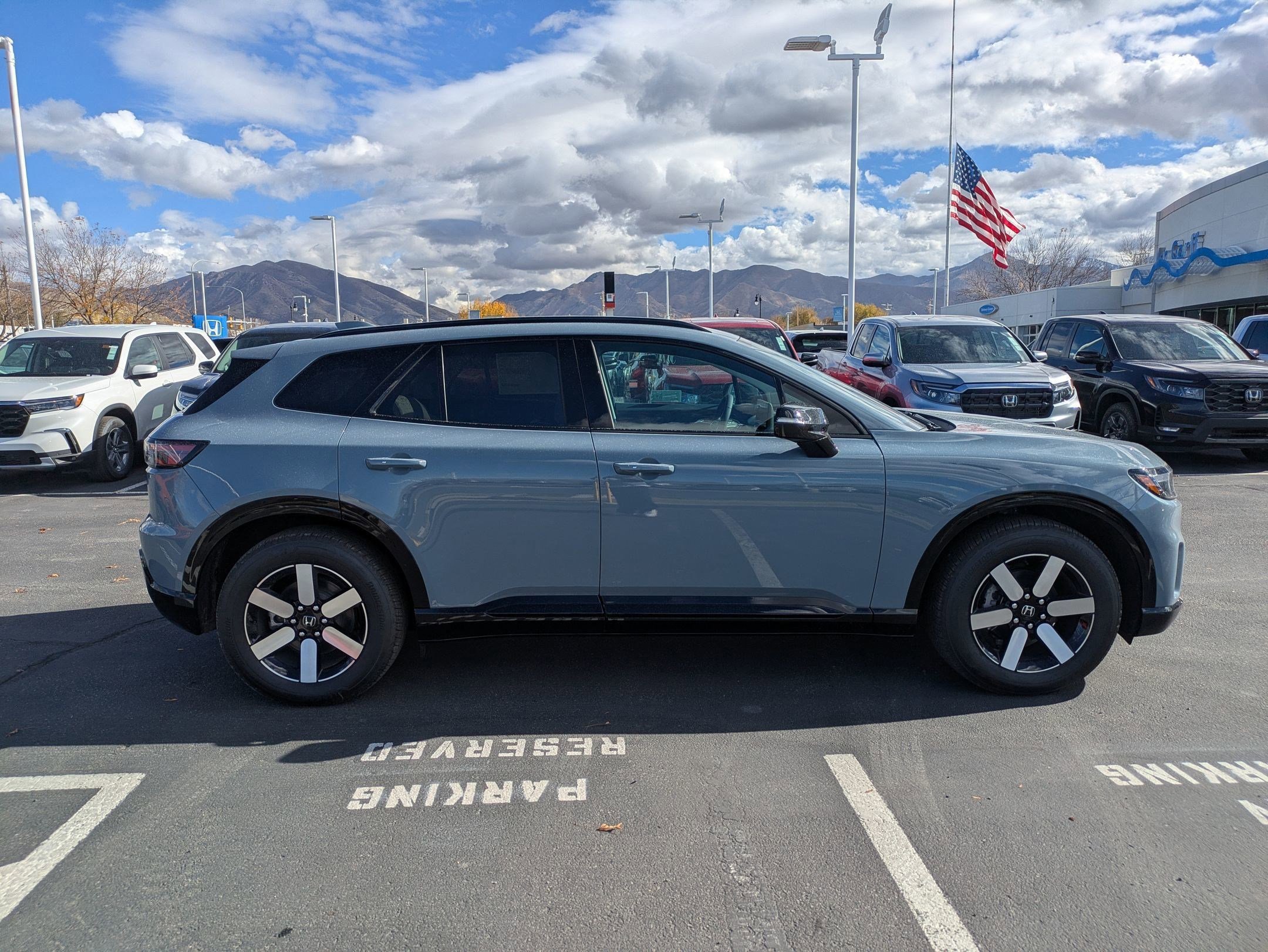 New 2025 Honda Prologue Touring image 2