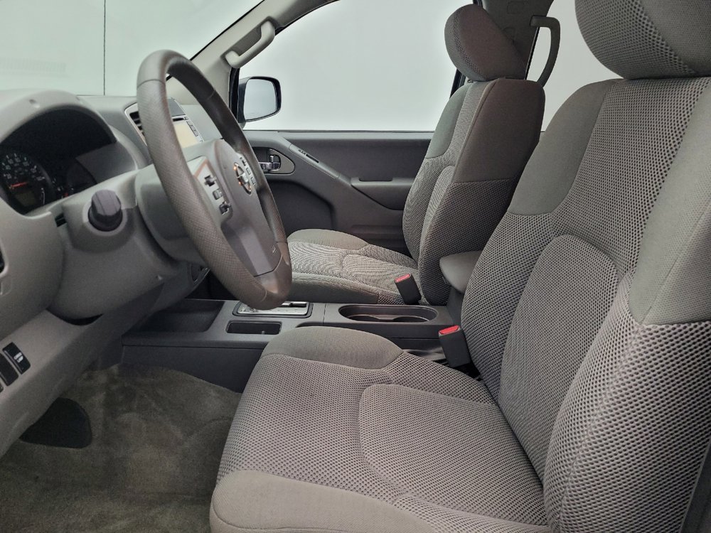 Used 2017 Nissan Frontier SV image 17
