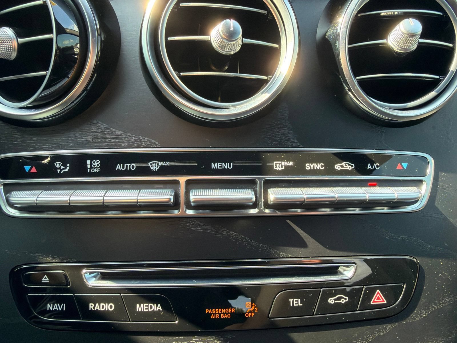 Used 2019 Mercedes-Benz GLC 300 4MATIC Coupe image 21