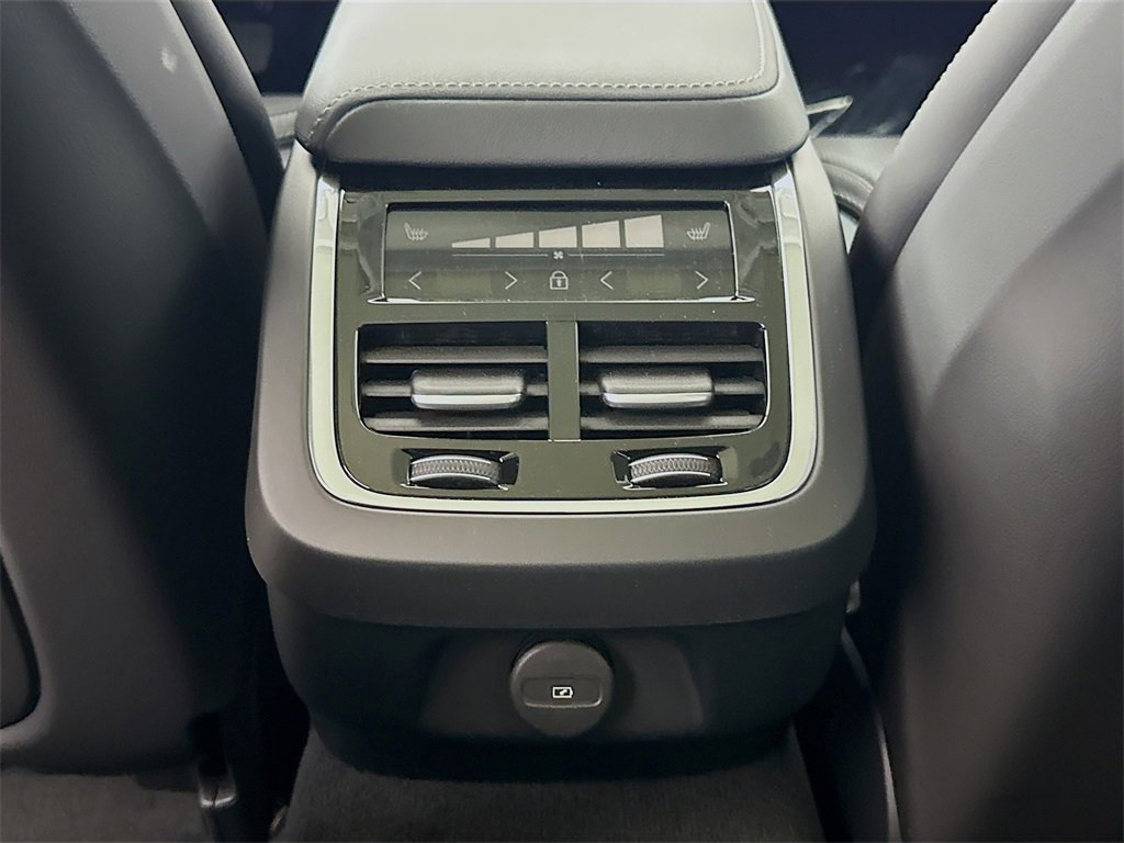 New 2026 Volvo V60 B5 Cross Country Ultra w/ Climate Package image 27