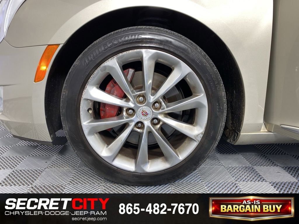 Used 2013 Cadillac XTS Luxury w/ Driver Awareness Package FWD image 9