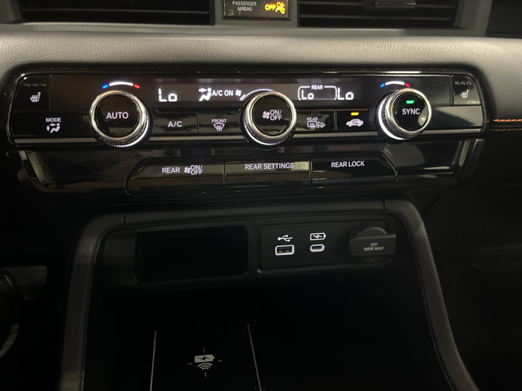 Used 2024 Honda Pilot TrailSport image 24