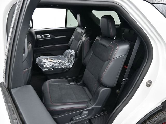New 2025 Ford Explorer ST w/ Sun And Sound Package image 28
