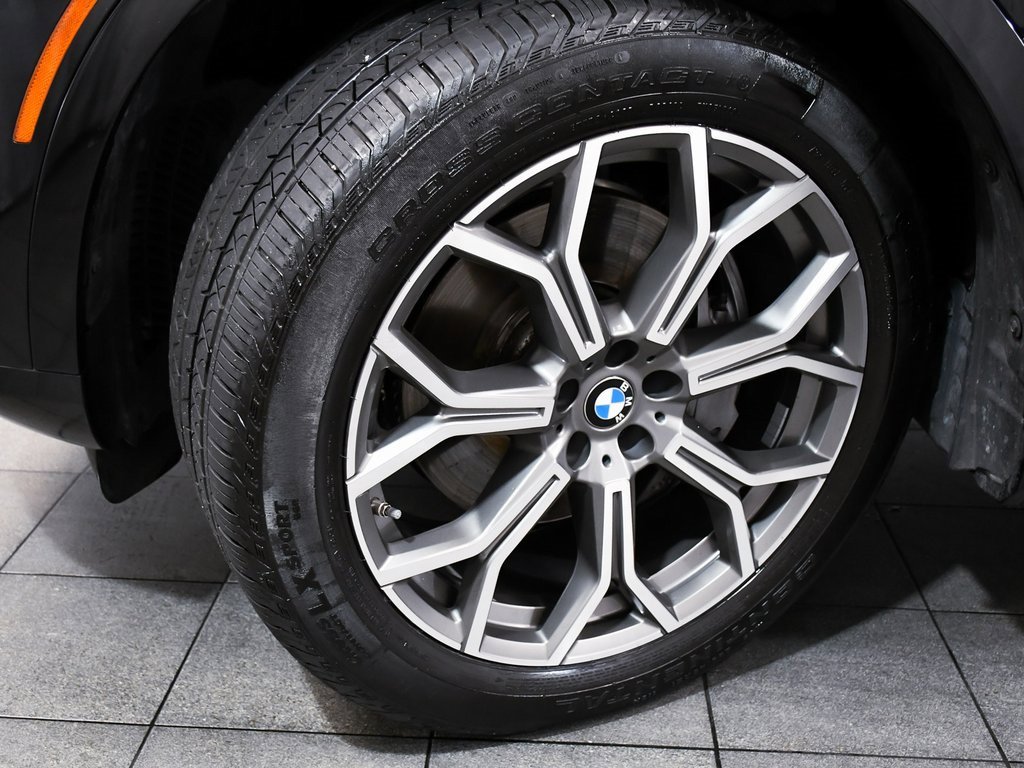 Used 2024 BMW X7 xDrive40i image 7