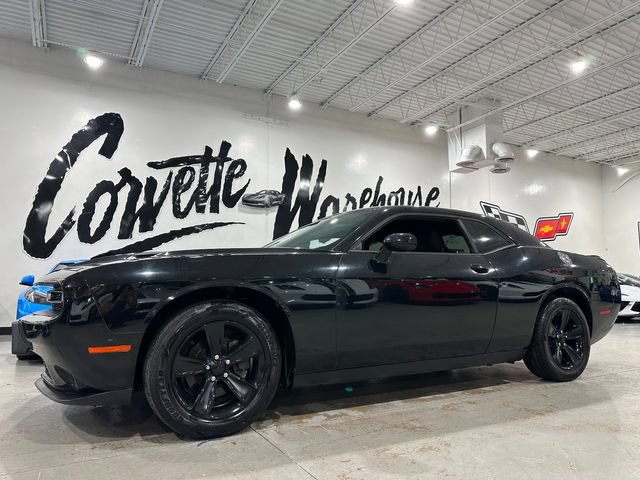 Used 2020 Dodge Challenger SXT RWD image 17