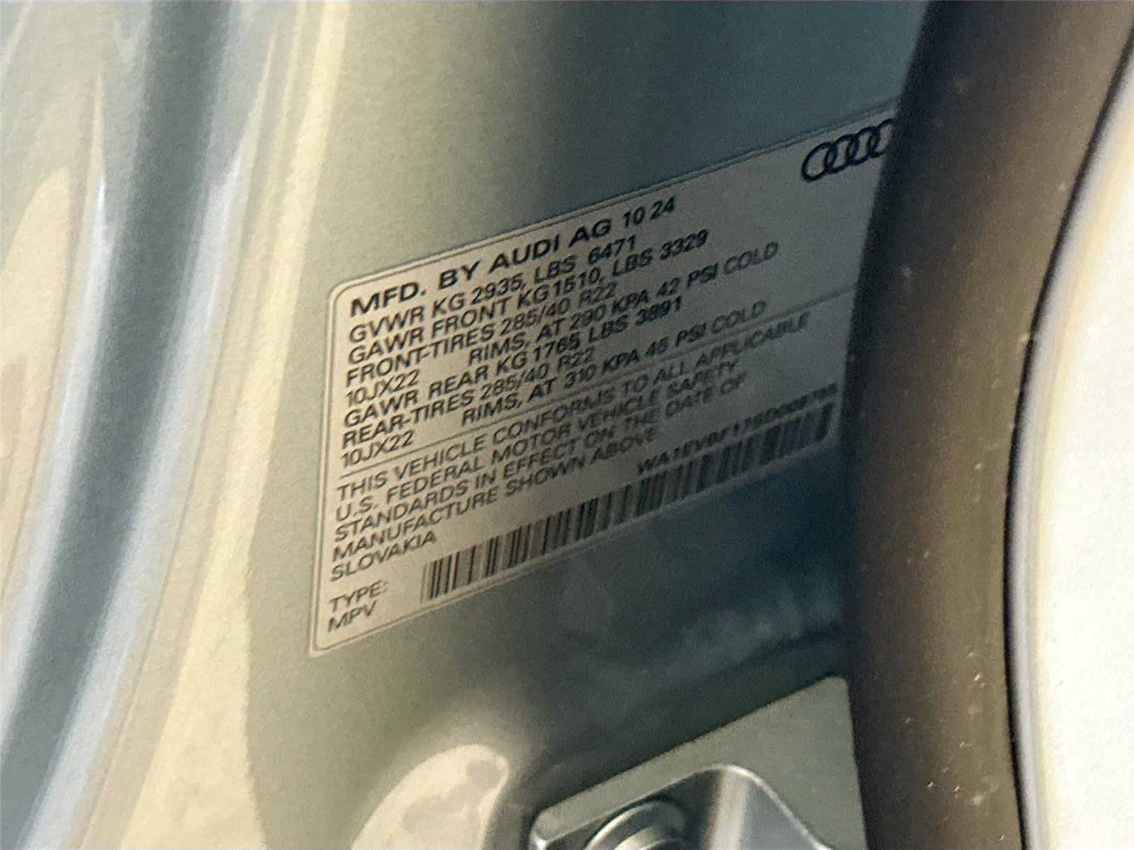 Certified 2025 Audi Q8 Premium Plus w/ Premium Plus Package image 34