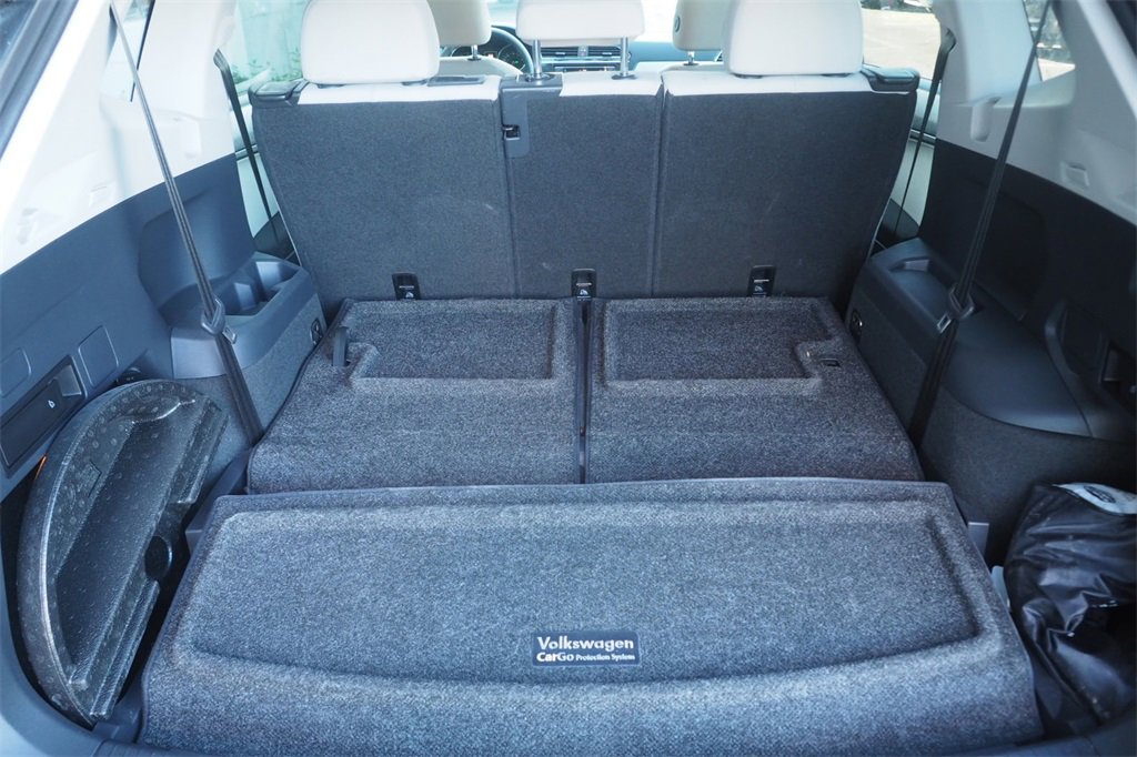 Used 2020 Volkswagen Tiguan S image 22