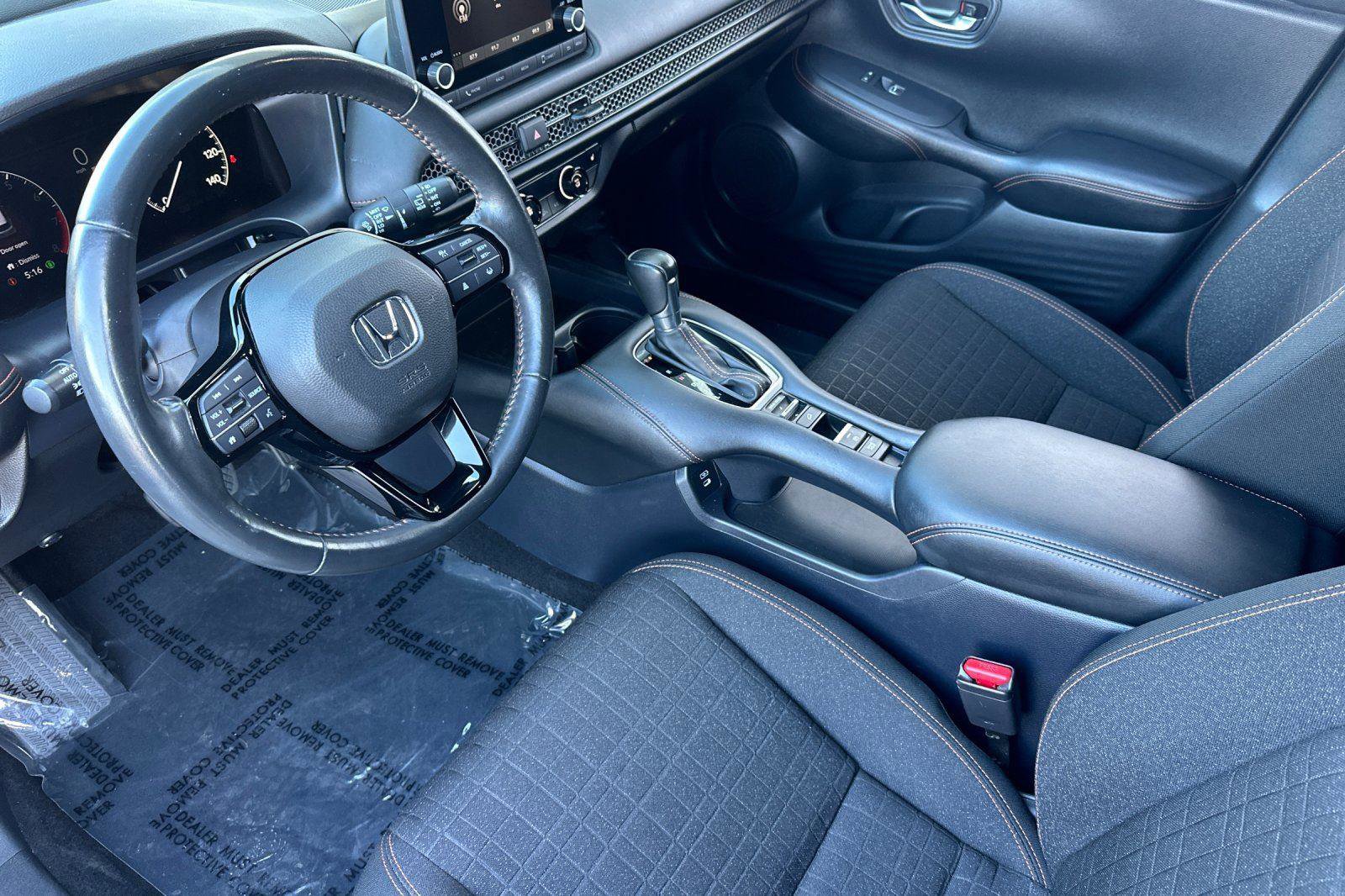 Used 2024 Honda HR-V Sport image 9