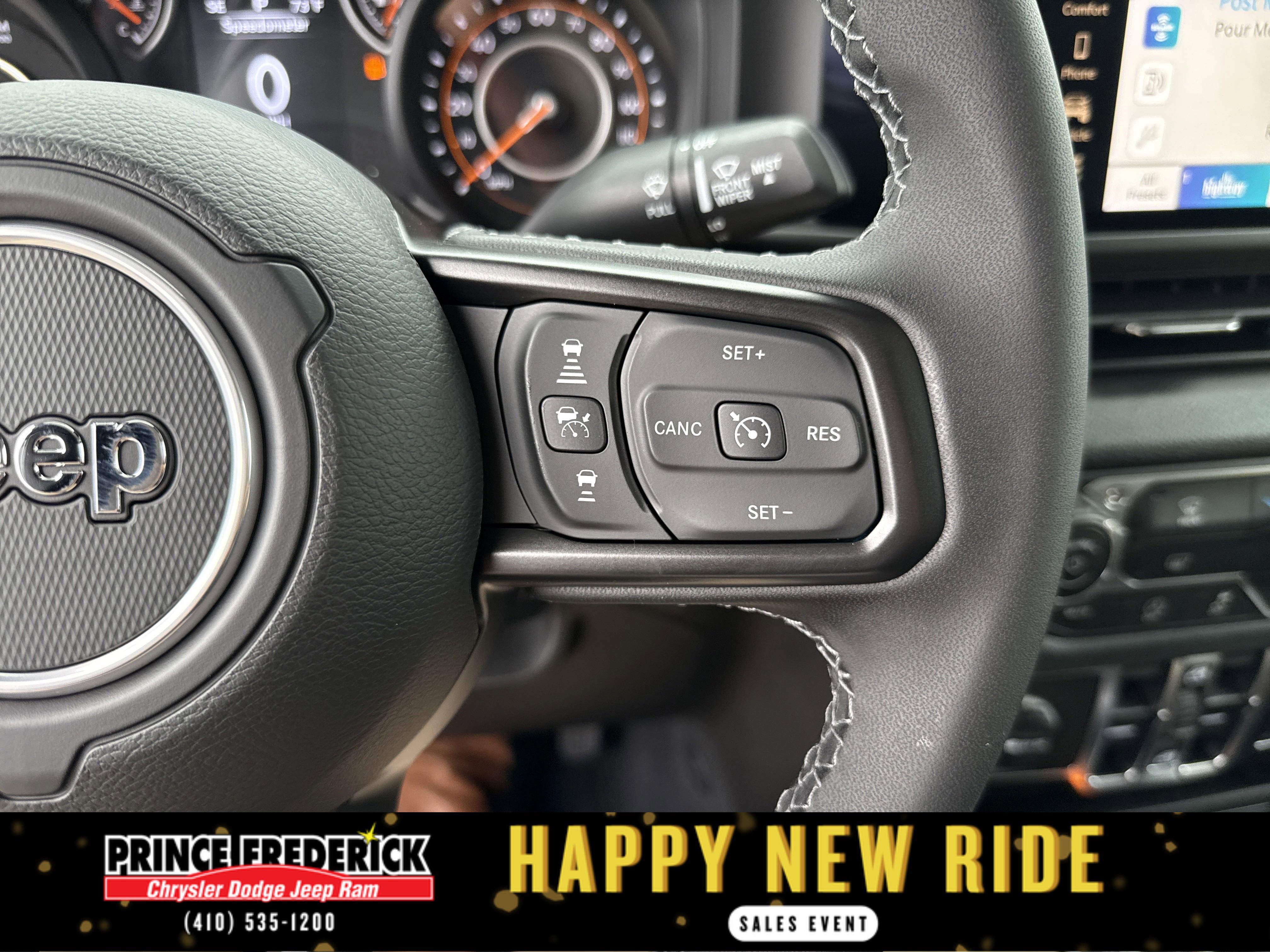 New 2025 Jeep Gladiator Sport image 24