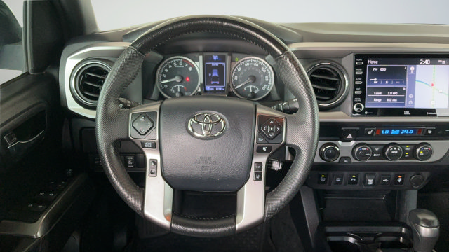 Used 2020 Toyota Tacoma Limited AWD/4WD image 10