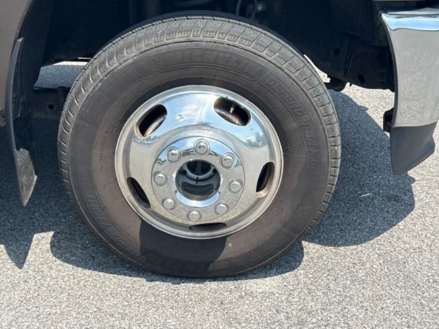 Used 2016 Ford F350 Lariat w/ Lariat Ultimate Package AWD/4WD image 11