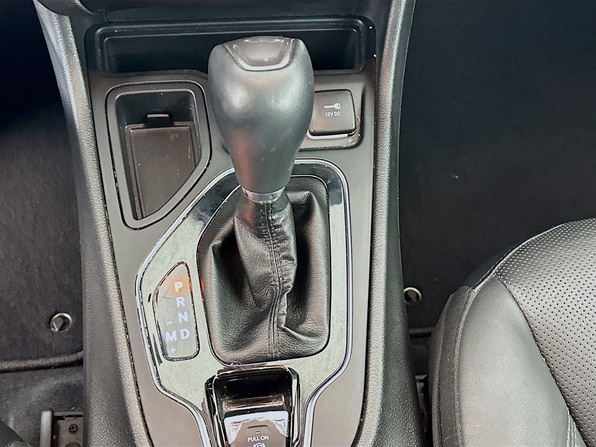 Used 2019 Jeep Cherokee Limited FWD image 23