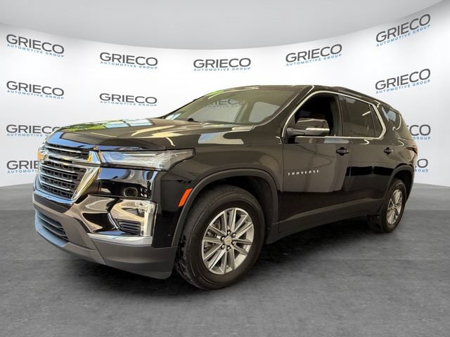 Certified 2023 Chevrolet Traverse LT w/ LPO, Cargo Package FWD image 3