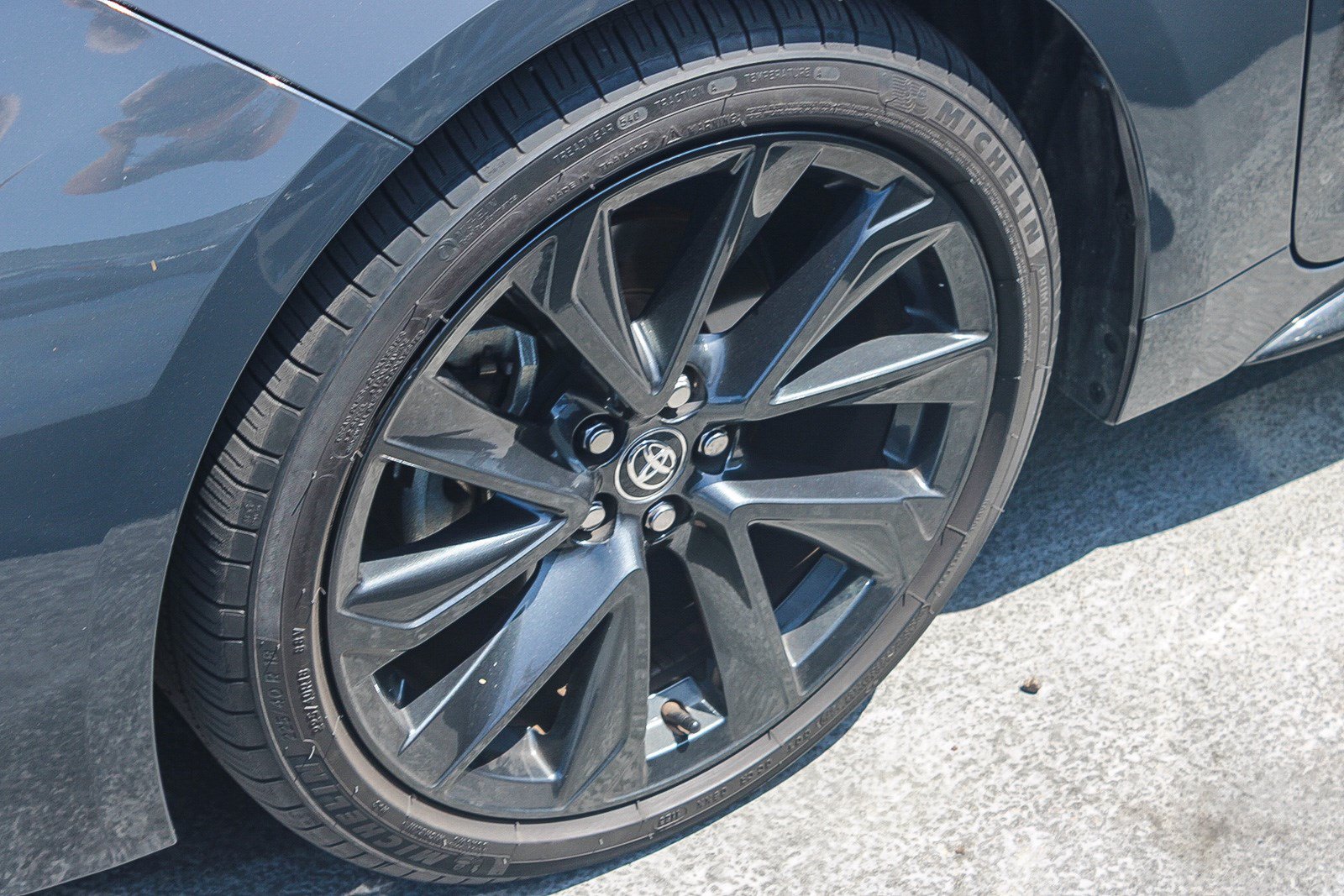 Certified 2023 Toyota Corolla SE w/ SE Premium Package FWD image 8