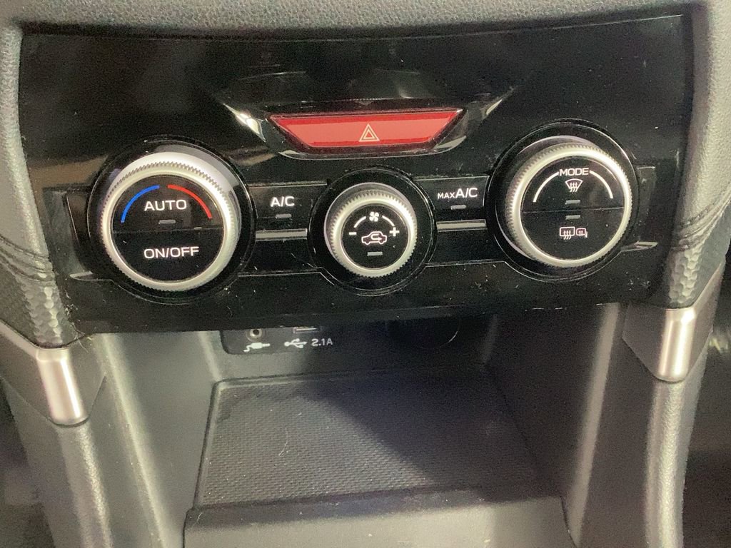 Used 2022 Subaru Forester Premium image 28