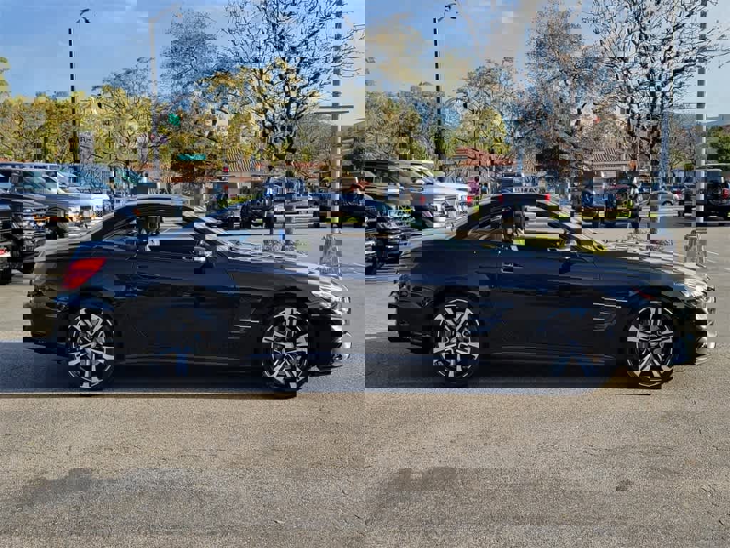 Used 2017 Mercedes-Benz SL 450 image 8