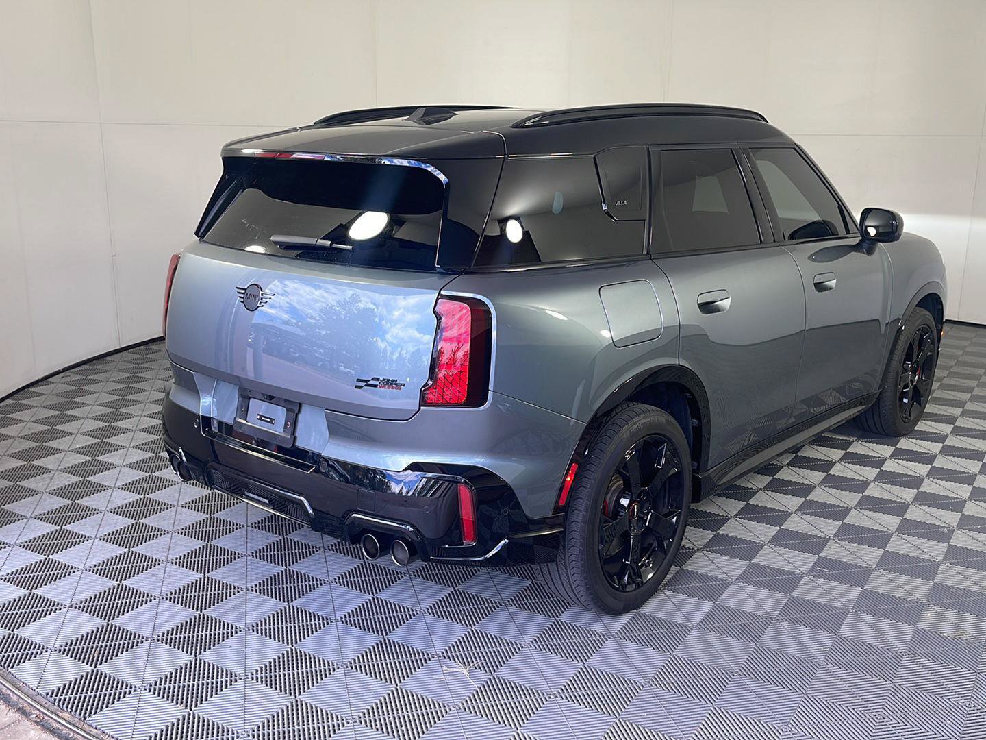 Used 2025 MINI Cooper Countryman John Cooper Works AWD/4WD image 6