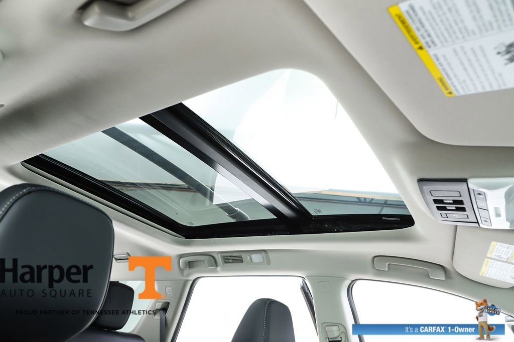 Used 2024 Nissan Pathfinder Platinum image 37