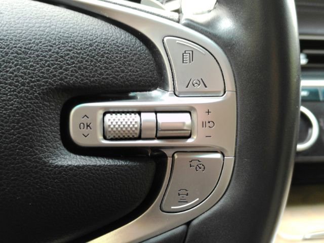 Used 2023 Genesis GV80 2.5T w/ Advanced Package image 44