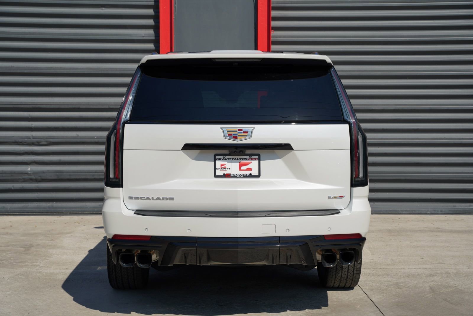 Used 2025 Cadillac Escalade ESV V image 10