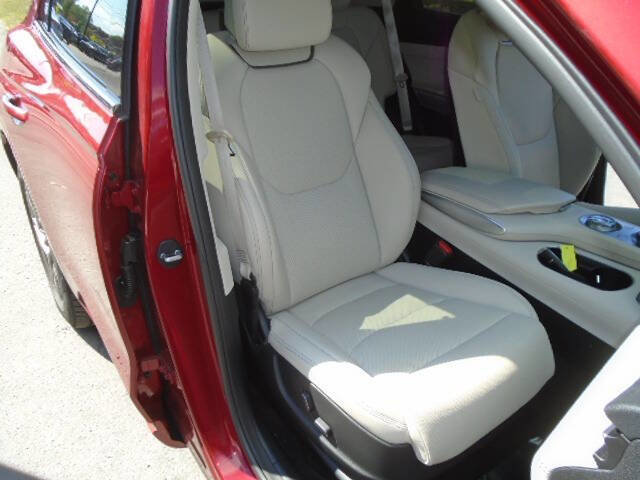 Used 2022 Genesis GV70 2.5T w/ Select Package image 11