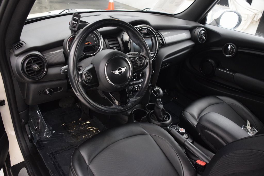 Used 2018 MINI Cooper Convertible image 18