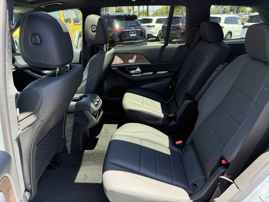 New 2025 Mercedes-Benz GLS 450 4MATIC image 24