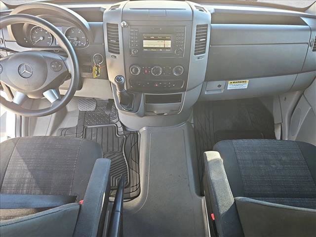 Used 2014 Mercedes-Benz Sprinter 2500 image 17