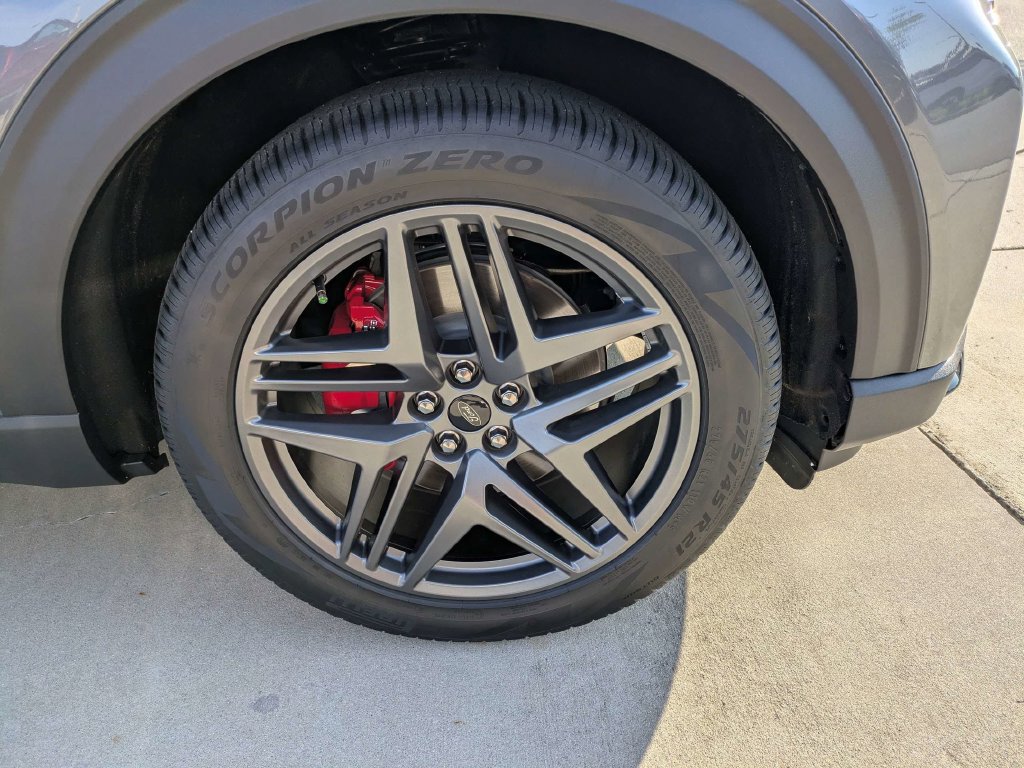 New 2026 Ford Explorer ST-Line w/ ST-Line Street Pack RWD image 10
