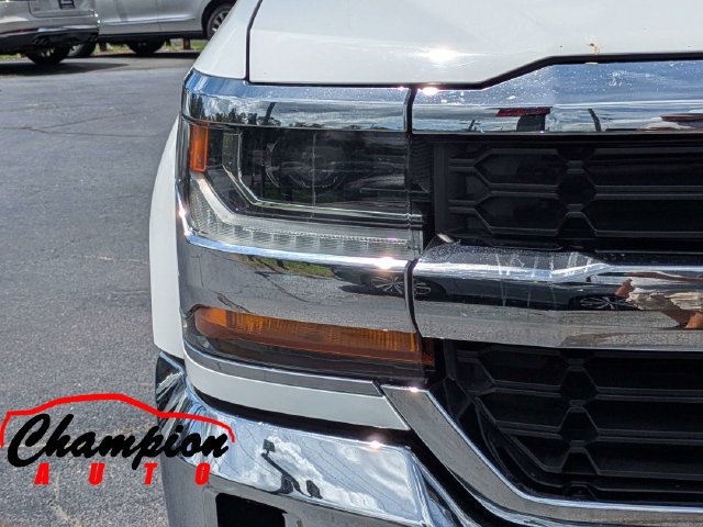 Used 2017 Chevrolet Silverado 1500 LT w/ Trailering Package AWD/4WD image 11
