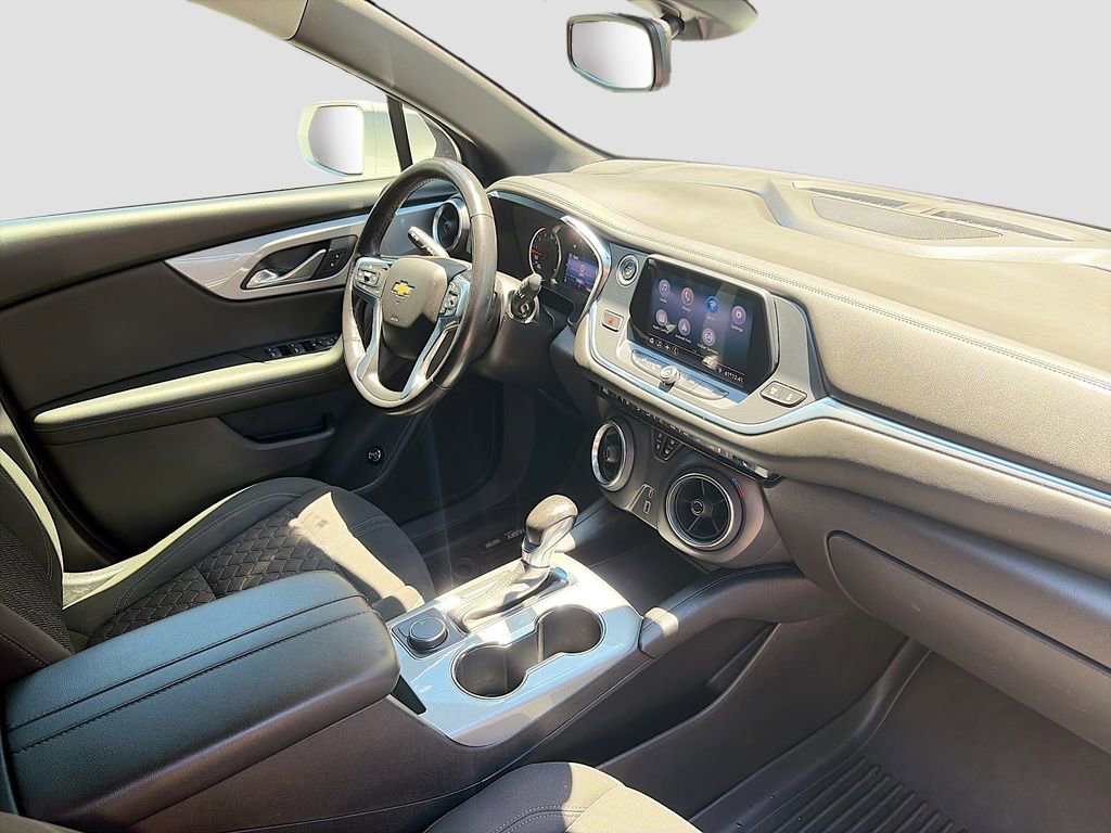 Used 2019 Chevrolet Blazer LT FWD image 29
