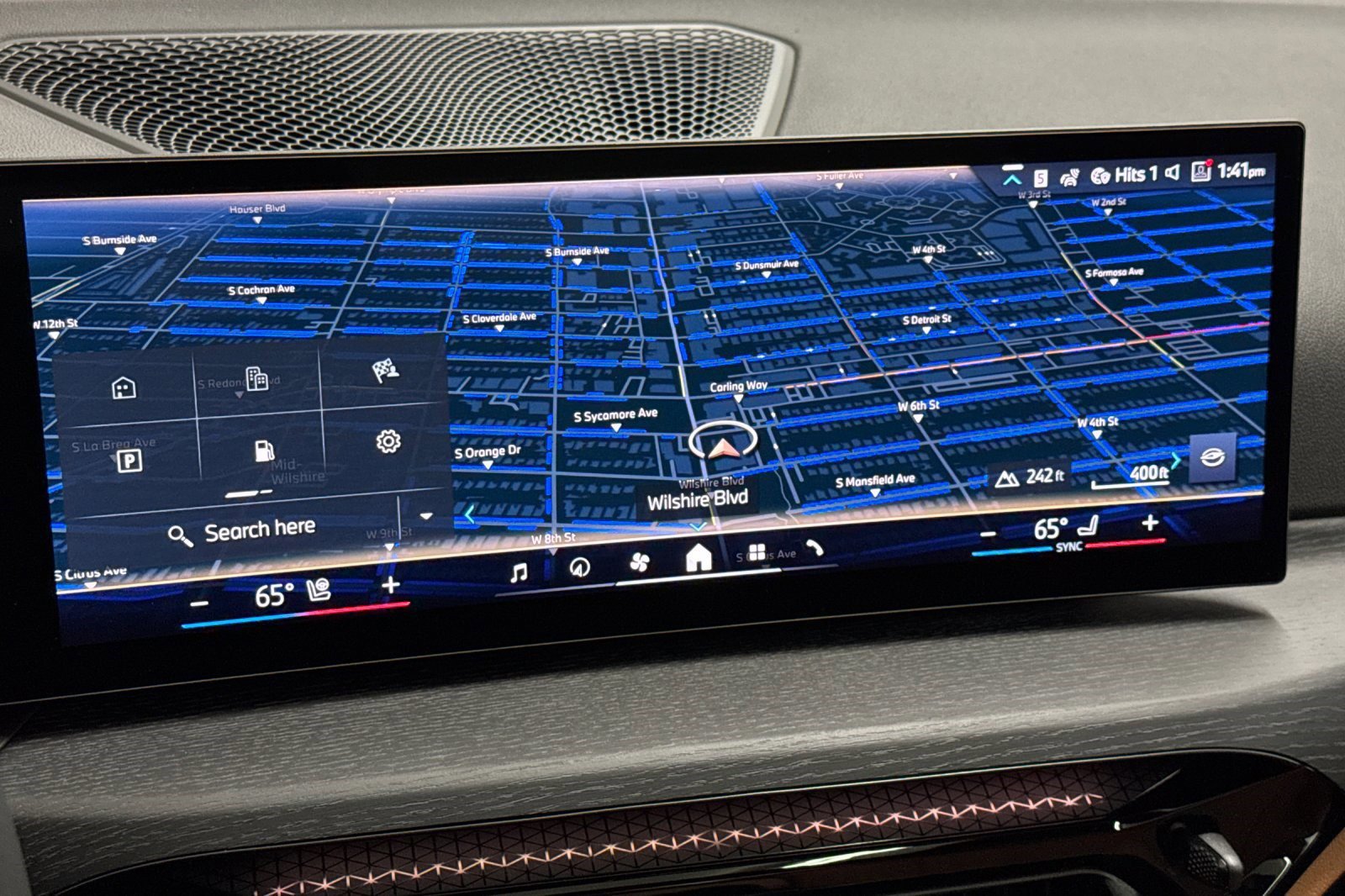 New 2026 BMW 330i Sedan w/ Convenience Package image 24